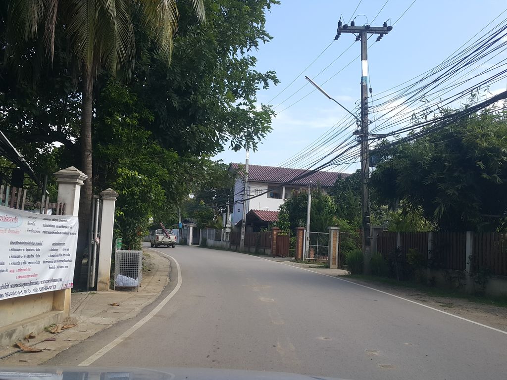 ภาพถนนตรงที่ กศน.ตำบลไชยสถาน ตั้งอยู่ ถ่ายโดย jrcarlsen พ.ศ. 2558 (2015) · A street-level view of where กศน.ตำบลไชยสถาน · Kason.Tambon Chaisathan stands, by jrcarlsen in 2558 (2015)