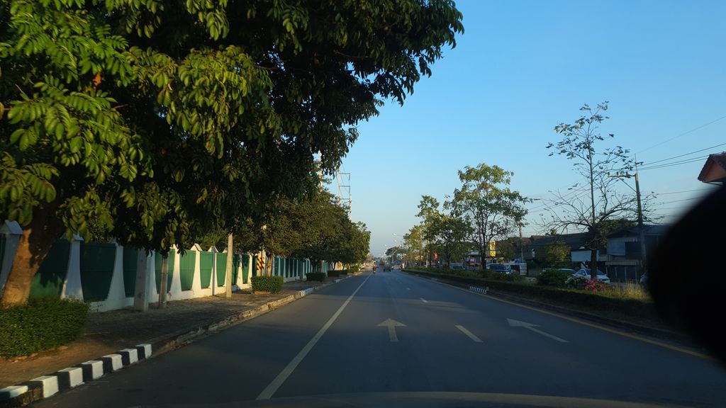 ภาพถนนตรงที่ คลินิกรักษาสัตว์ มหาวิทยาลัยแม่โจ้ - Veterinary Clinic Maejo University ตั้งอยู่ ถ่ายโดย jrcarlsen พ.ศ. 2562 (2019) · A street-level view of where คลินิกรักษาสัตว์ มหาวิทยาลัยแม่โจ้ - Veterinary Clinic Maejo University stands, by jrcarlsen in 2562 (2019)
