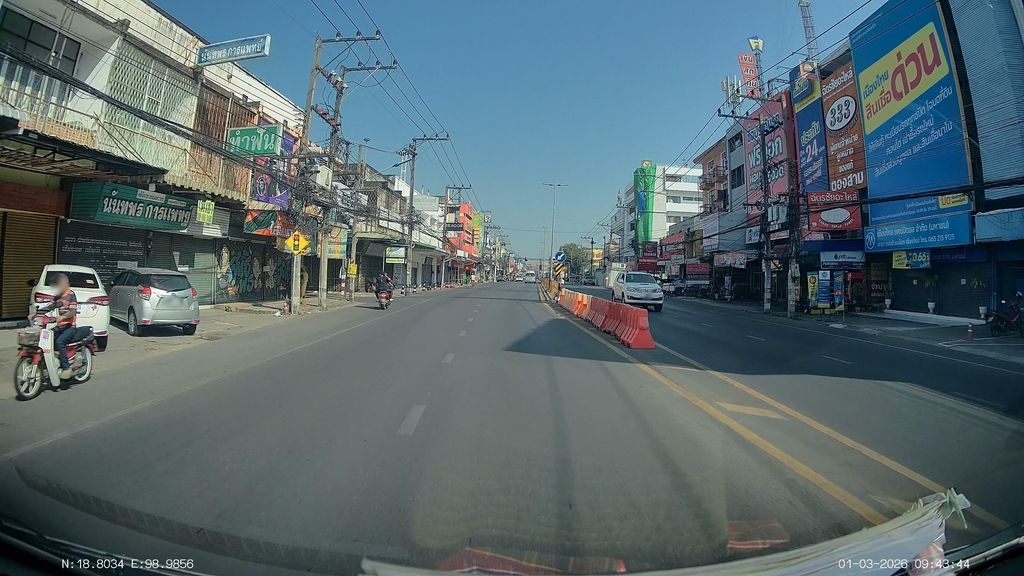 ภาพถนนตรงที่ Sweet Winter ตั้งอยู่ ถ่ายโดย ThailandCambodia พ.ศ. 2569 (2026) · A street-level view of where Sweet Winter stands, by ThailandCambodia in 2569 (2026)
