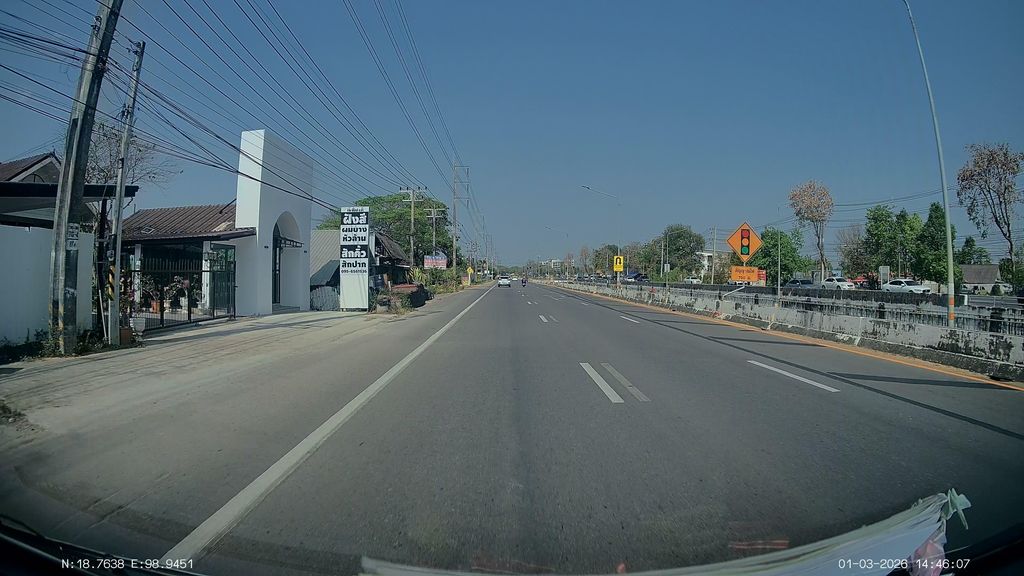 ภาพถนนตรงที่ สักคิ้ว Fenix Eyebrows ตั้งอยู่ ถ่ายโดย ThailandCambodia พ.ศ. 2569 (2026) · A street-level view of where สักคิ้ว Fenix Eyebrows stands, by ThailandCambodia in 2569 (2026)