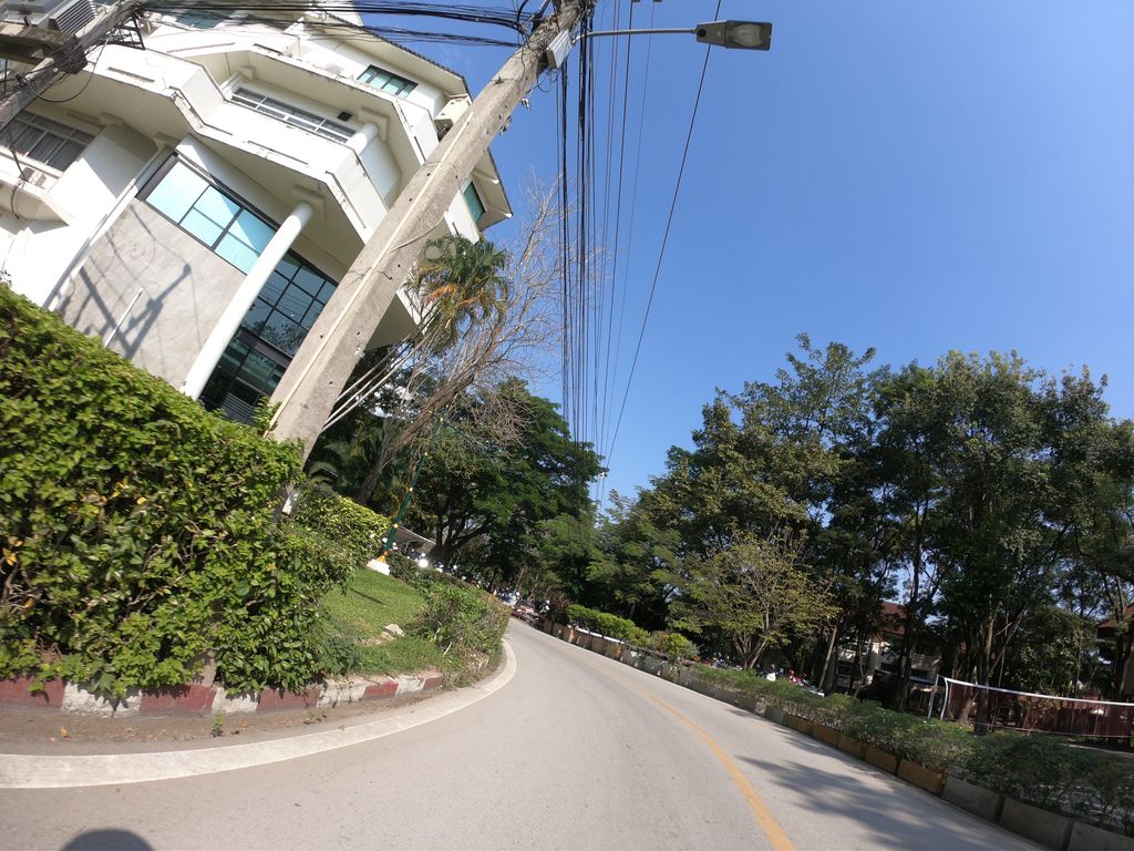 ภาพถนนตรงที่ Management Innovation Center : MIC ตั้งอยู่ ถ่ายโดย chanuwath_grab พ.ศ. 2562 (2019) · A street-level view of where Management Innovation Center : MIC stands, by chanuwath_grab in 2562 (2019)