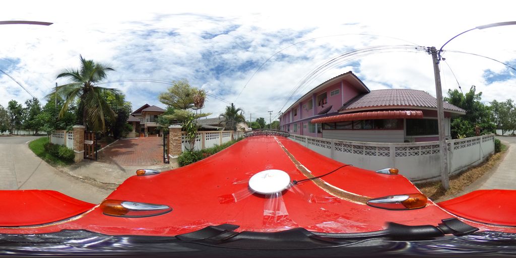 ภาพถนนตรงที่ ก๋วยเตี๋ยวเรือน้ำตกหนองสะเรียม ตั้งอยู่ ถ่ายโดย kavinda พ.ศ. 2562 (2019) · A street-level view of where ก๋วยเตี๋ยวเรือน้ำตกหนองสะเรียม · Kuai Tiaoruea Nam Tok Nong Sa Riam stands, by kavinda in 2562 (2019)