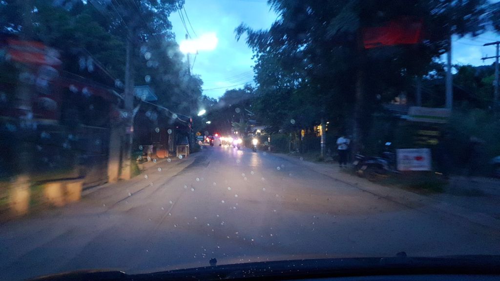 ภาพถนนตรงที่ KindeeMeesuk - กินดีมีสุข เชียงใหม่ ตั้งอยู่ ถ่ายโดย silamanee พ.ศ. 2561 (2018) · A street-level view of where KindeeMeesuk - กินดีมีสุข เชียงใหม่ stands, by silamanee in 2561 (2018)