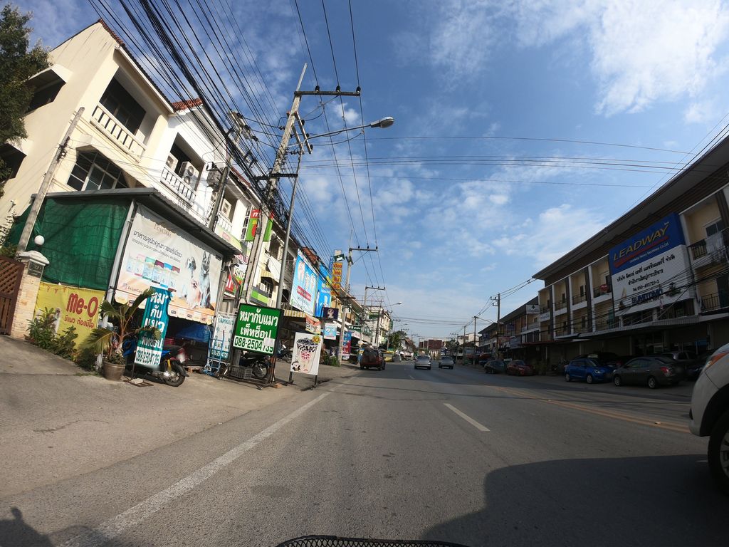 ภาพถนนตรงที่ ร้านขายยา ภีมเภสัช(สันทราย) ตั้งอยู่ ถ่ายโดย chanuwath_grab พ.ศ. 2562 (2019) · A street-level view of where ร้านขายยา ภีมเภสัช(สันทราย) · Phimphesat(San Sai) Pharmacy stands, by chanuwath_grab in 2562 (2019)