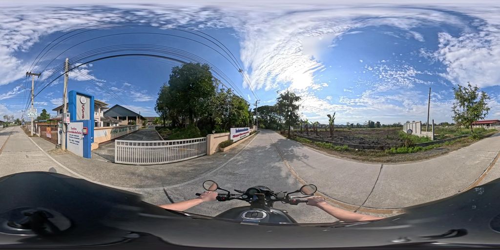 ภาพถนนตรงที่ Healthy and Coffee ตั้งอยู่ ถ่ายโดย servir พ.ศ. 2568 (2025) · A street-level view of where Healthy and Coffee stands, by servir in 2568 (2025)