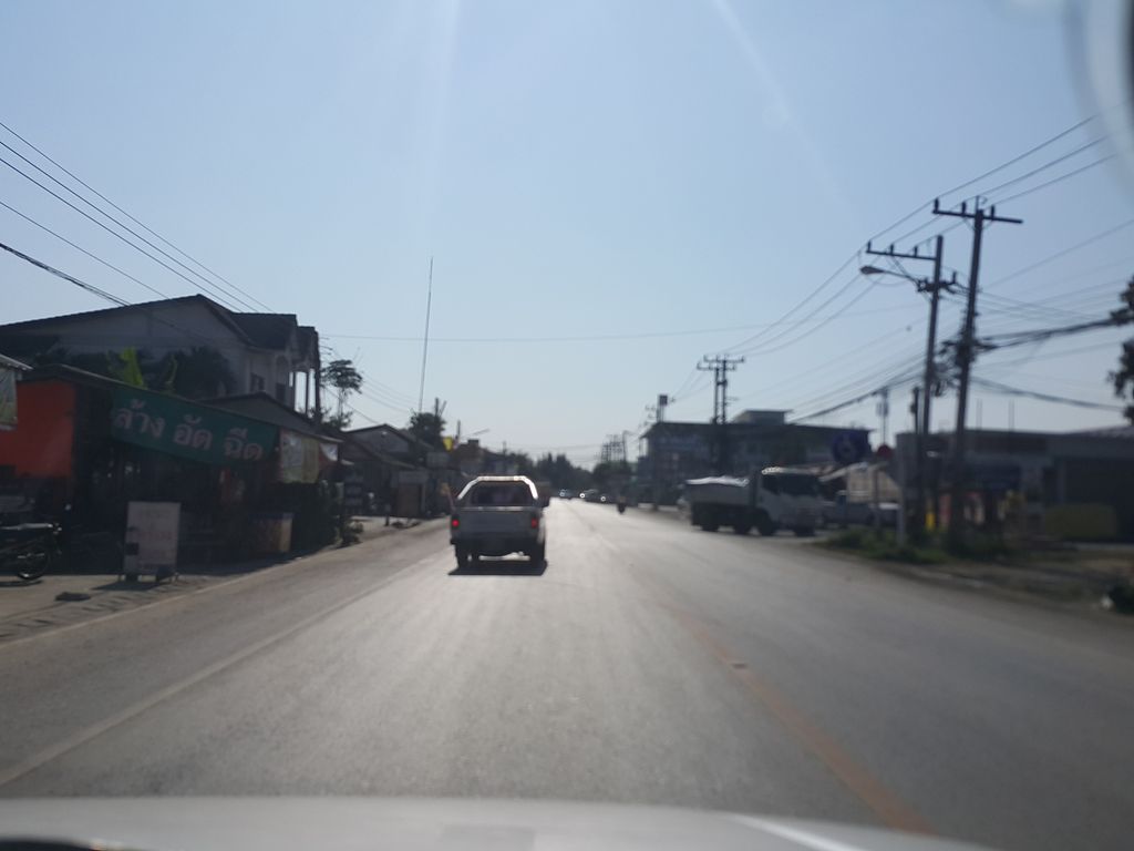 ภาพถนนตรงที่ อิเอะ คาเฟ่ ตั้งอยู่ ถ่ายโดย jrcarlsen พ.ศ. 2558 (2015) · A street-level view of where อิเอะ คาเฟ่ · Ie Café stands, by jrcarlsen in 2558 (2015)