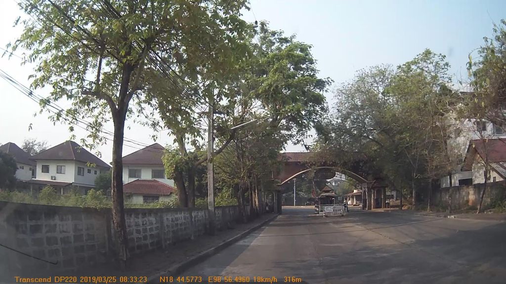 ภาพถนนตรงที่ Head to Toe Massage ตั้งอยู่ ถ่ายโดย mapcreator พ.ศ. 2562 (2019) · A street-level view of where Head to Toe Massage stands, by mapcreator in 2562 (2019)