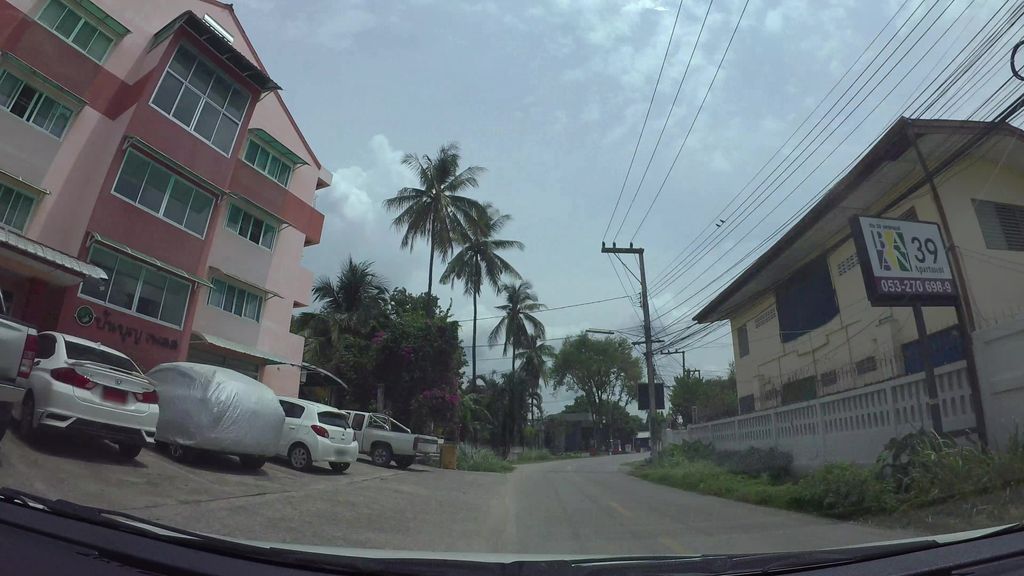 ภาพถนนตรงที่ มินนะชา สาขาสวนดอก ตั้งอยู่ ถ่ายโดย kaart_3 พ.ศ. 2562 (2019) · A street-level view of where มินนะชา สาขาสวนดอก · Minnacha Sakha Suan Dok stands, by kaart_3 in 2562 (2019)