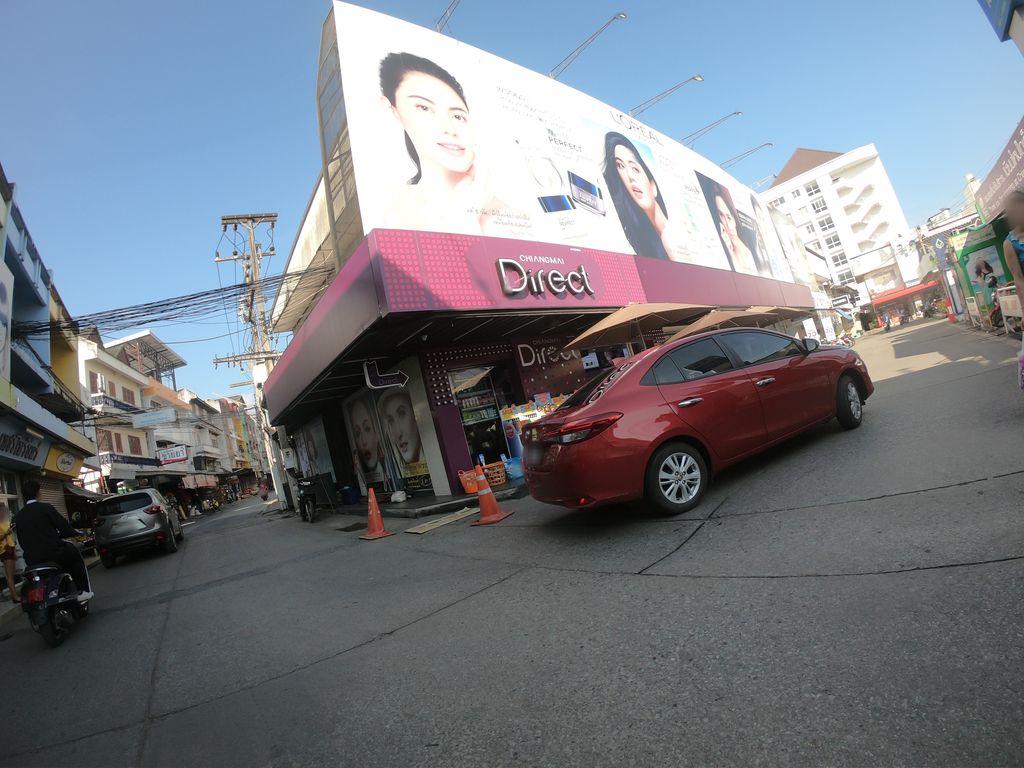 ภาพถนนตรงที่ โจ๊กสามย่าน สาขากาดธานินทร์ ตั้งอยู่ ถ่ายโดย chanuwath_grab พ.ศ. 2562 (2019) · A street-level view of where โจ๊กสามย่าน สาขากาดธานินทร์ · Choksamyan Sakha Kat Thanin stands, by chanuwath_grab in 2562 (2019)