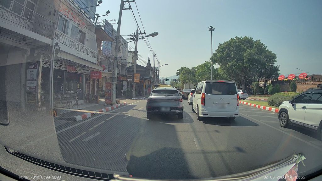 ภาพถนนตรงที่ ไทยแลนด์ ตั้งอยู่ ถ่ายโดย ThailandCambodia พ.ศ. 2569 (2026) · A street-level view of where ไทยแลนด์ · Thailand stands, by ThailandCambodia in 2569 (2026)