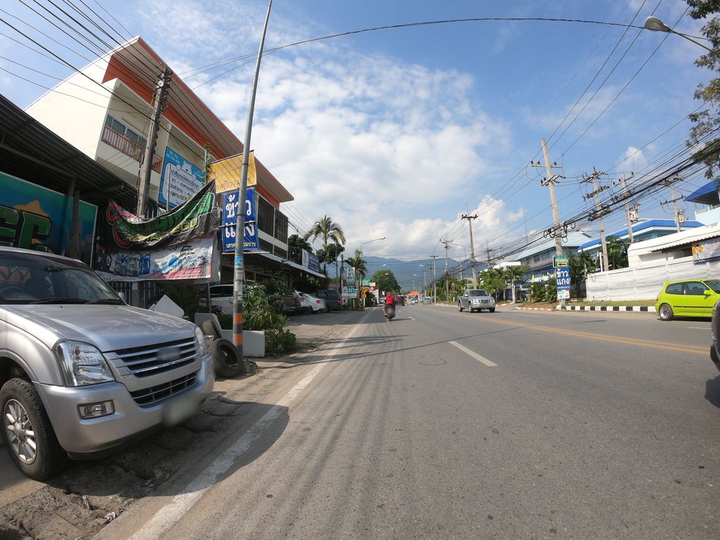 ภาพถนนตรงที่ แกงใต้ นครศรีธรรมราช ตั้งอยู่ ถ่ายโดย chanuwath_grab พ.ศ. 2562 (2019) · A street-level view of where แกงใต้ นครศรีธรรมราช · Kaengtai Nakhon Si Tham Ratcha stands, by chanuwath_grab in 2562 (2019)