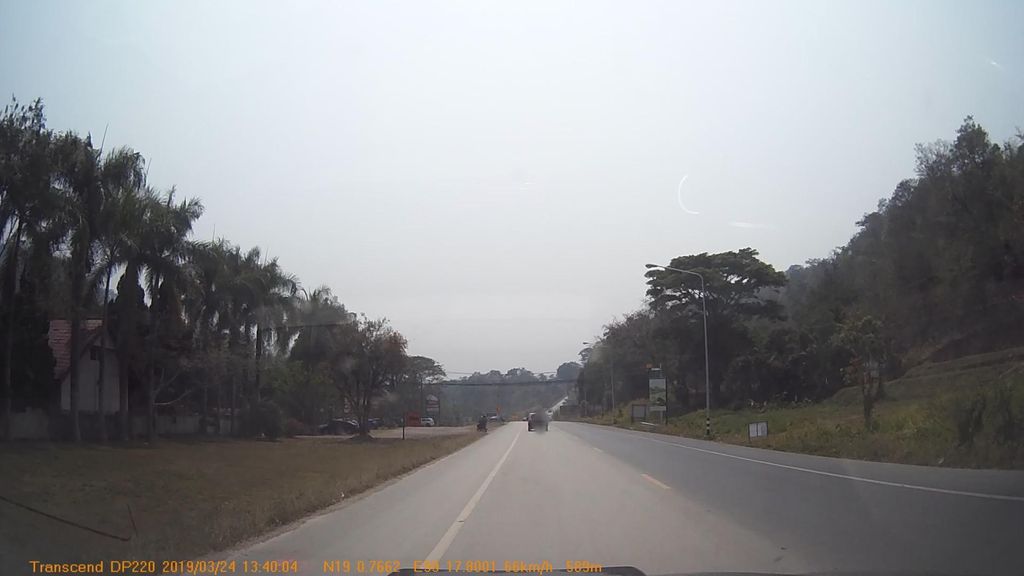 ภาพถนนตรงที่ ดอยสะเก็ดรีสอร์ท ตั้งอยู่ ถ่ายโดย mapcreator พ.ศ. 2562 (2019) · A street-level view of where ดอยสะเก็ดรีสอร์ท · Doi Saket Resort stands, by mapcreator in 2562 (2019)