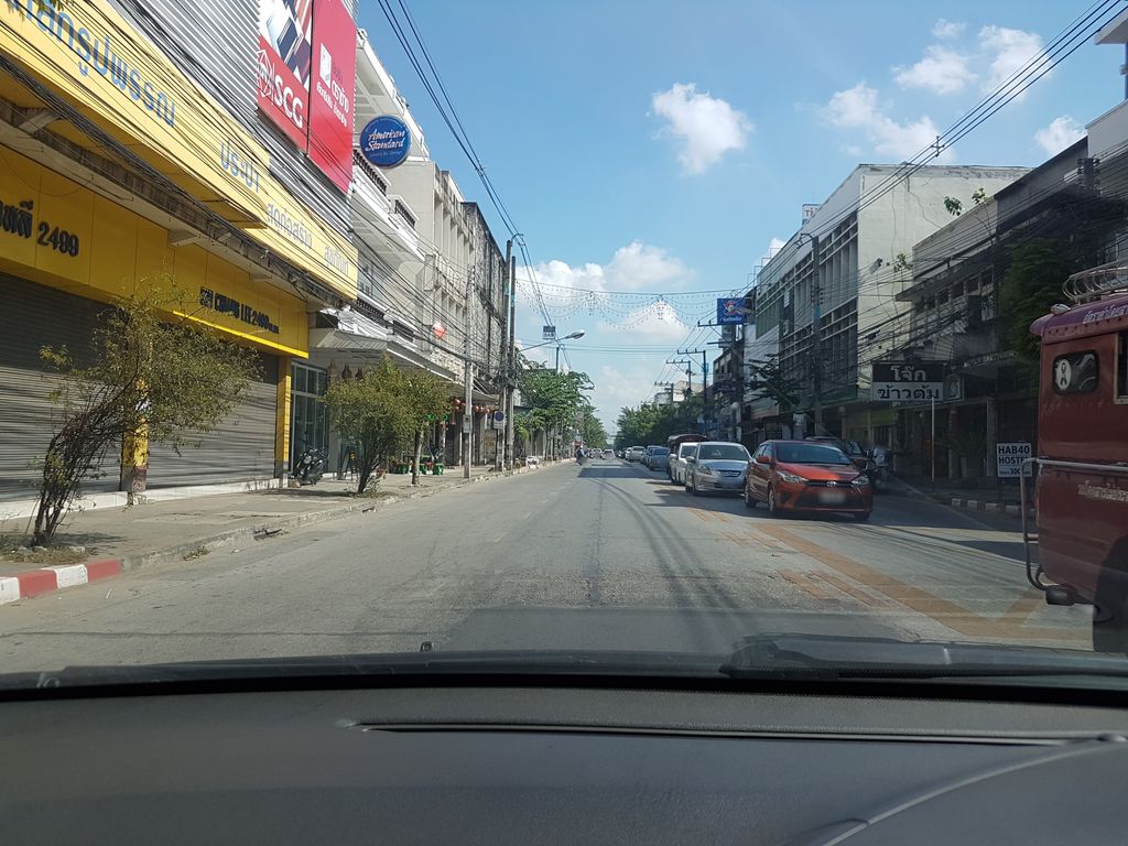ภาพถนนตรงที่ Enjoy  private pool villa chiang mai ตั้งอยู่ ถ่ายโดย ekkarin พ.ศ. 2561 (2018) · A street-level view of where Enjoy  private pool villa chiang mai stands, by ekkarin in 2561 (2018)