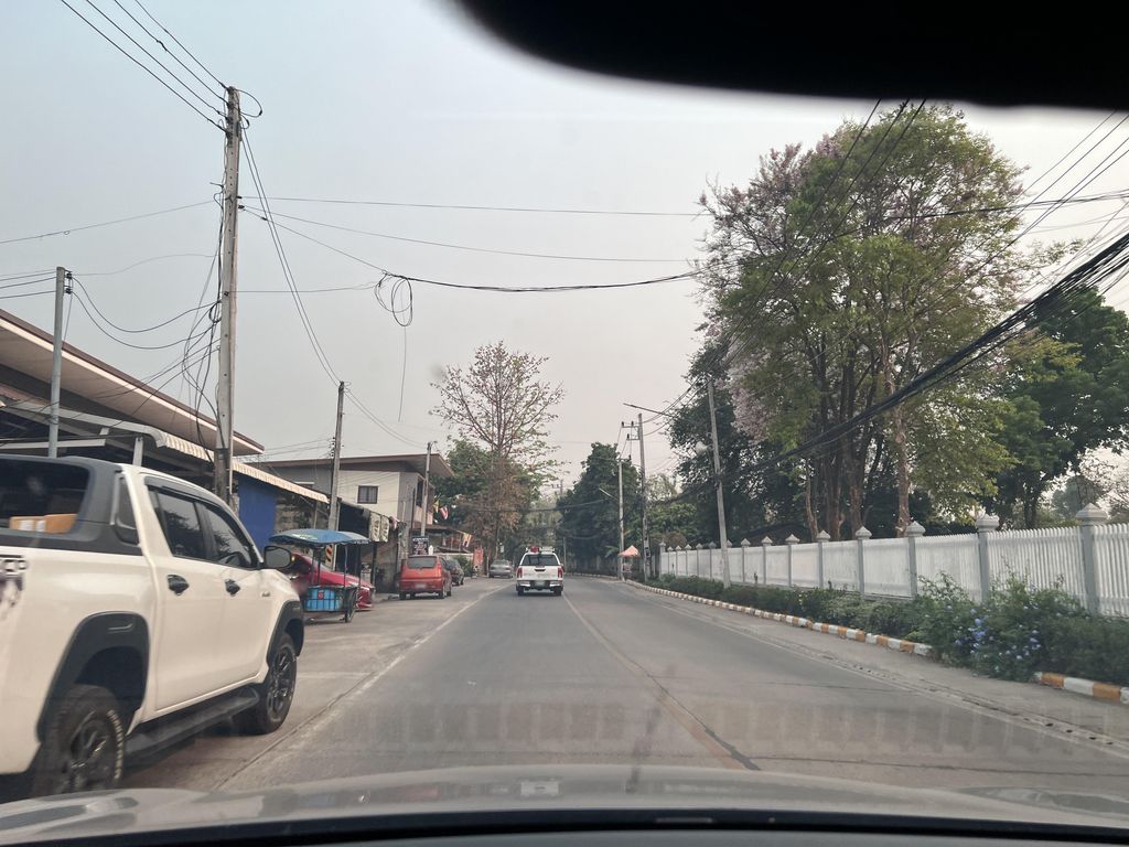 ภาพถนนตรงที่ Flash Express สาขาป่าตัน ตั้งอยู่ ถ่ายโดย lin_wang พ.ศ. 2567 (2024) · A street-level view of where Flash Express สาขาป่าตัน stands, by lin_wang in 2567 (2024)