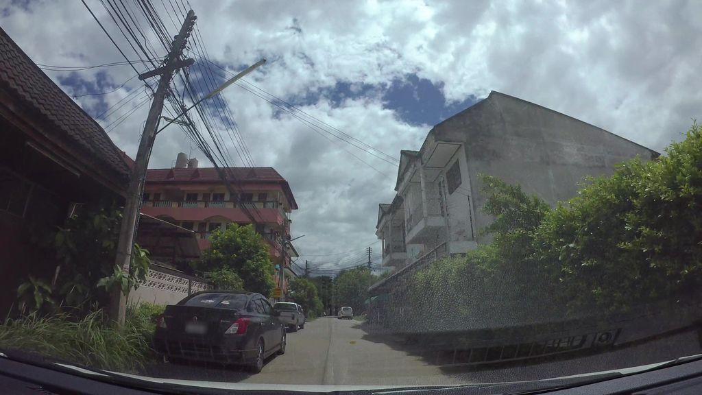 ภาพถนนตรงที่ หอพักเชียงใหม่ ตั้งอยู่ ถ่ายโดย kaart_3 พ.ศ. 2562 (2019) · A street-level view of where หอพักเชียงใหม่ · Chiang Mai Dormitory stands, by kaart_3 in 2562 (2019)