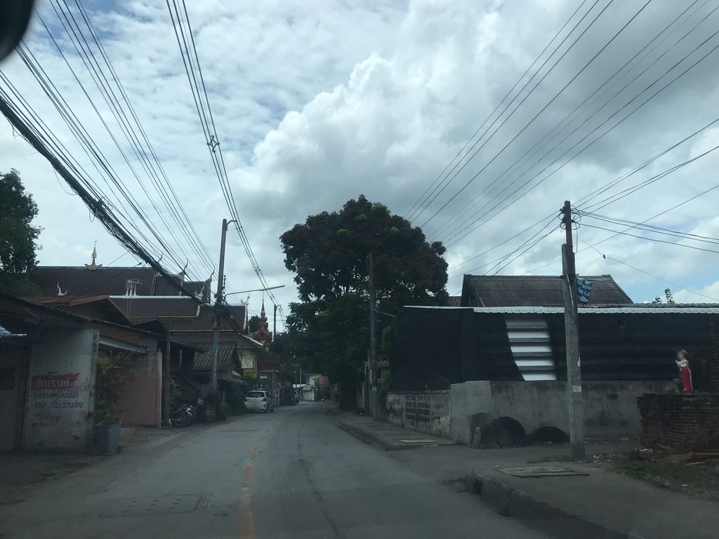 ภาพถนนตรงที่ ข้าวซอย บุ้ดด้า-Buddha ตั้งอยู่ ถ่ายโดย prasert พ.ศ. 2561 (2018) · A street-level view of where ข้าวซอย บุ้ดด้า-Buddha stands, by prasert in 2561 (2018)