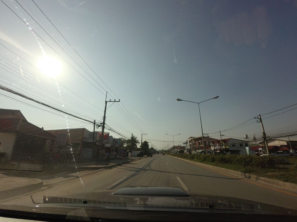 ภาพถนนตรงที่ Like Hair Maejo ตั้งอยู่ ถ่ายโดย mishari พ.ศ. 2559 (2016) · A street-level view of where Like Hair Maejo stands, by mishari in 2559 (2016)