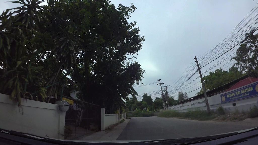ภาพถนนตรงที่ ร้านโคมแสงเดือนล้านนา ตั้งอยู่ ถ่ายโดย kaart_3 พ.ศ. 2562 (2019) · A street-level view of where ร้านโคมแสงเดือนล้านนา · Ran Khom Saeng Duean Lanna stands, by kaart_3 in 2562 (2019)