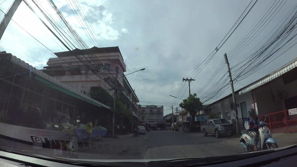 ภาพถนนตรงที่ DD Smile House ตั้งอยู่ ถ่ายโดย kaart_3 พ.ศ. 2562 (2019) · A street-level view of where DD Smile House stands, by kaart_3 in 2562 (2019)