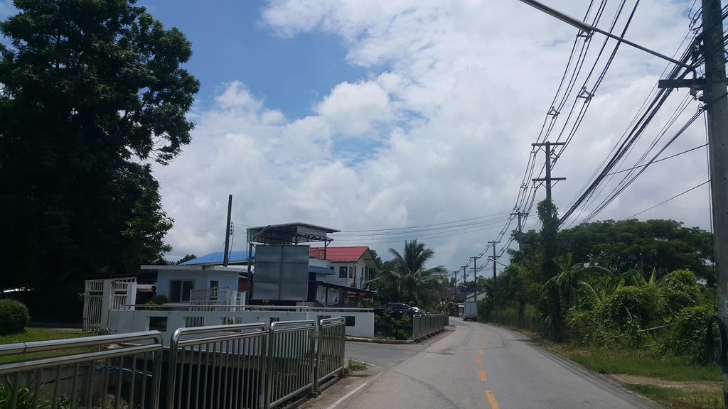 ภาพถนนตรงที่ Kenber Geotechnic  Co, Ltd ตั้งอยู่ ถ่ายโดย jrcarlsen พ.ศ. 2560 (2017) · A street-level view of where Kenber Geotechnic  Co, Ltd stands, by jrcarlsen in 2560 (2017)