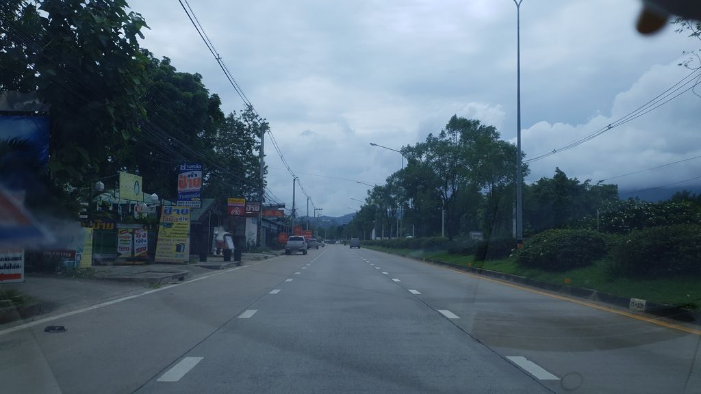 ภาพถนนตรงที่ Morying Wellness ตั้งอยู่ ถ่ายโดย silamanee พ.ศ. 2561 (2018) · A street-level view of where Morying Wellness stands, by silamanee in 2561 (2018)
