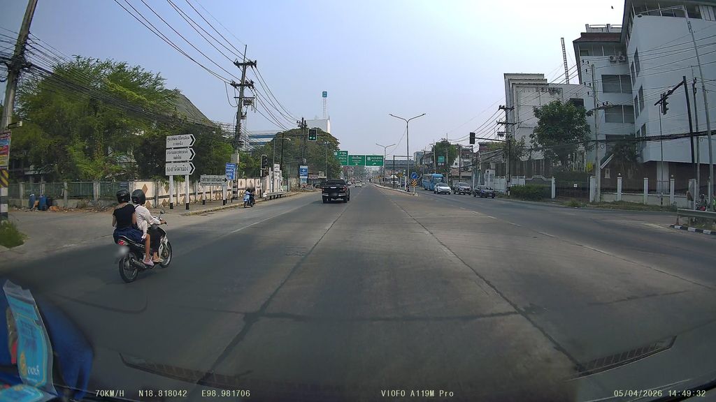 ภาพถนนตรงที่ สหพานิช ฝ่ายเสนอขาย เขียงใหม่ ตั้งอยู่ ถ่ายโดย ThailandCambodia พ.ศ. 2569 (2026) · A street-level view of where สหพานิช ฝ่ายเสนอขาย เขียงใหม่ · Sahaphanit Faisenakhai Khiangmai stands, by ThailandCambodia in 2569 (2026)