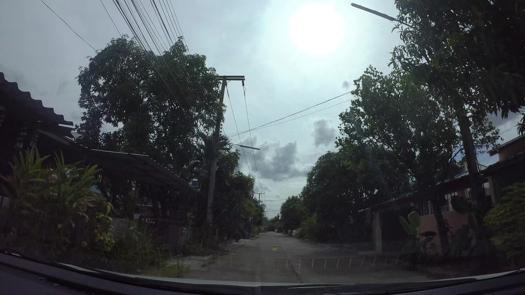 ภาพถนนตรงที่ Bobosnackhouse ตั้งอยู่ ถ่ายโดย kaart_3 พ.ศ. 2562 (2019) · A street-level view of where Bobosnackhouse stands, by kaart_3 in 2562 (2019)