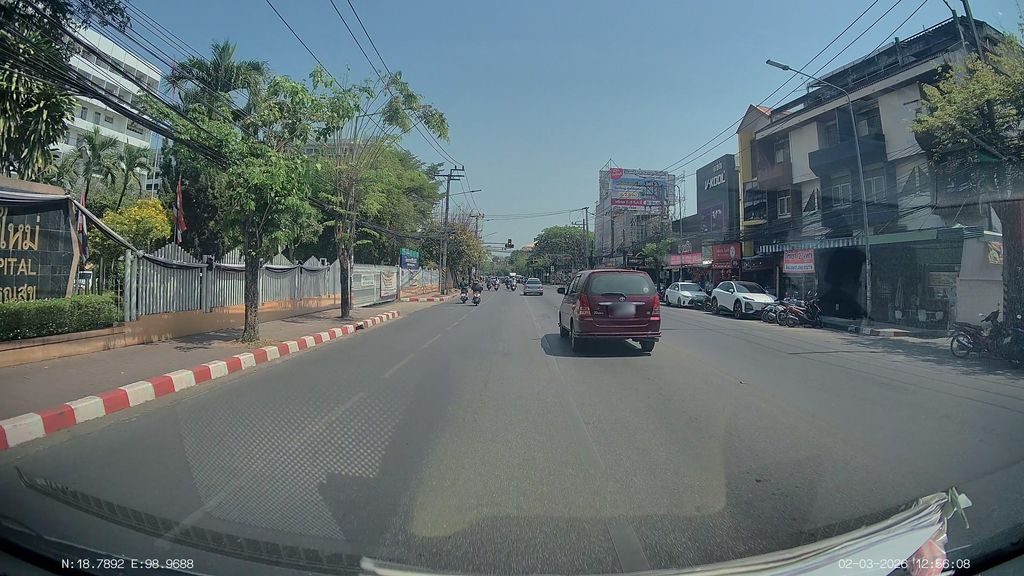 ภาพถนนตรงที่ กับข้าวเมือง เหนือ ตั้งอยู่ ถ่ายโดย ThailandCambodia พ.ศ. 2569 (2026) · A street-level view of where กับข้าวเมือง เหนือ · Kapkhaomueang Nuea stands, by ThailandCambodia in 2569 (2026)