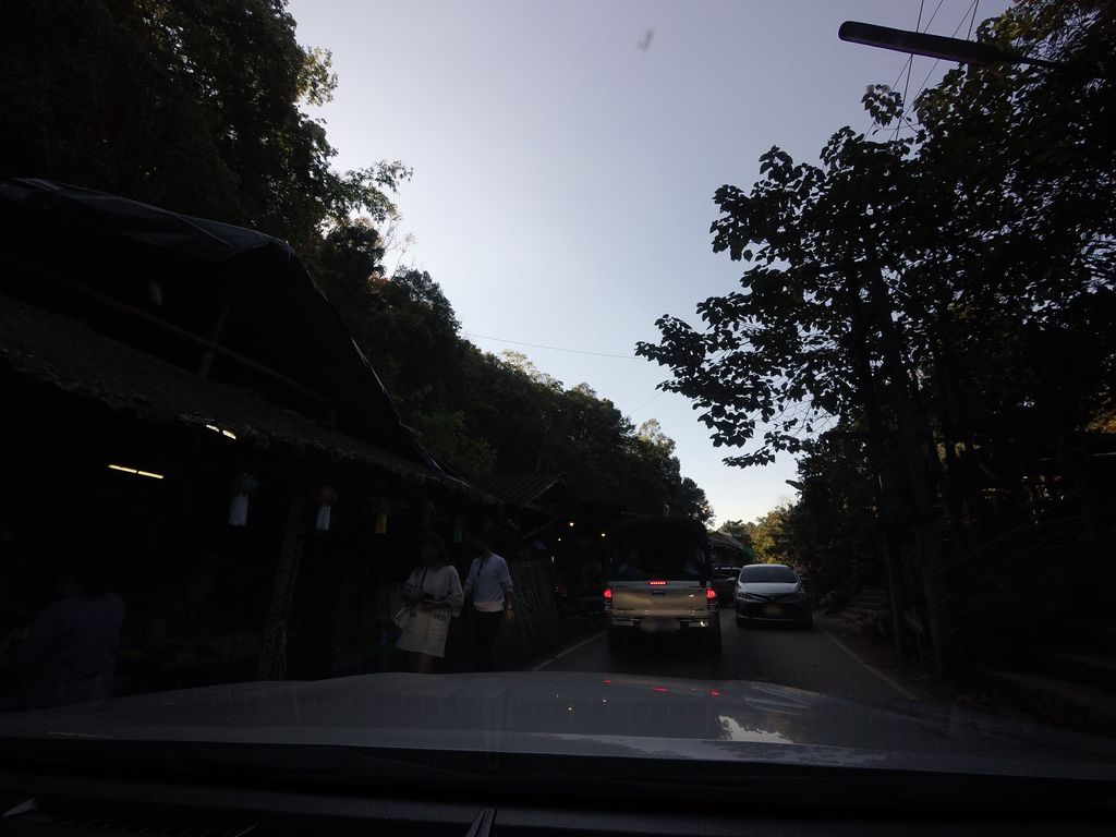 ภาพถนนตรงที่ ณ แม่กำปอง ร้านอาหารแม่กำปอง ตั้งอยู่ ถ่ายโดย mishari พ.ศ. 2563 (2020) · A street-level view of where ณ แม่กำปอง ร้านอาหารแม่กำปอง · Na Mae Kam Pong Ran Ahan Mae Kam Pong stands, by mishari in 2563 (2020)
