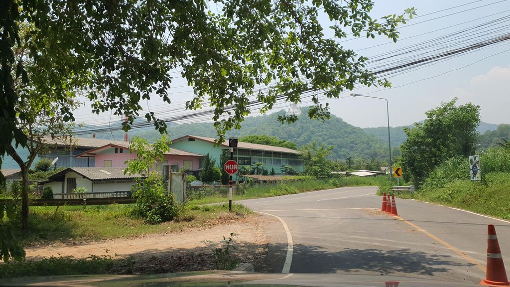 ภาพถนนตรงที่ I Have Cacao Trees Coffee & Crafts Cocoa. ตั้งอยู่ ถ่ายโดย jrcarlsen พ.ศ. 2565 (2022) · A street-level view of where I Have Cacao Trees Coffee & Crafts Cocoa. stands, by jrcarlsen in 2565 (2022)