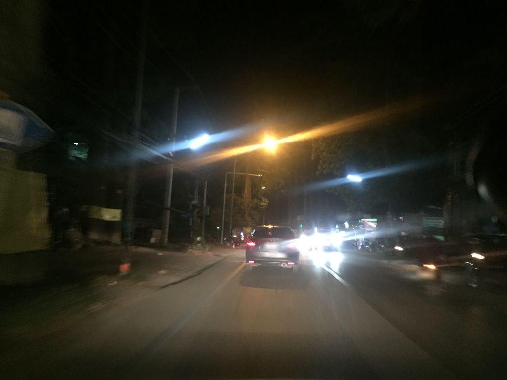 ภาพถนนตรงที่ นครพิงค์รักษ์สัตว์ ตั้งอยู่ ถ่ายโดย kyoko พ.ศ. 2561 (2018) · A street-level view of where นครพิงค์รักษ์สัตว์ · Nakhon Ping Raksat stands, by kyoko in 2561 (2018)