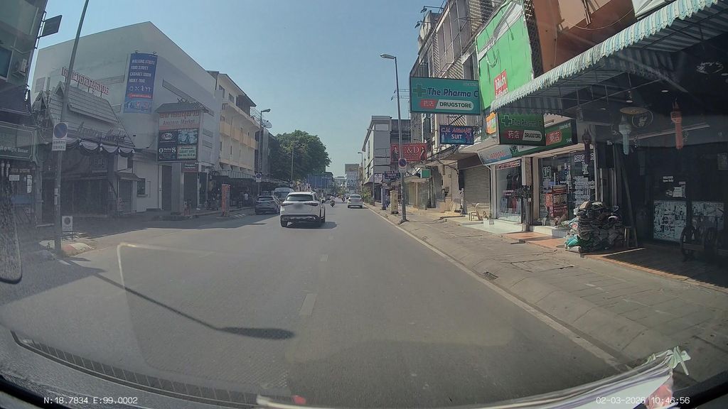 ภาพถนนตรงที่ R&R Thai Massage & Spa ตั้งอยู่ ถ่ายโดย ThailandCambodia พ.ศ. 2569 (2026) · A street-level view of where R&R Thai Massage & Spa stands, by ThailandCambodia in 2569 (2026)