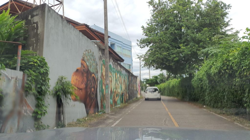 ภาพถนนตรงที่ มีลาภ เจ้าเก่าลำปาง ตั้งอยู่ ถ่ายโดย jrcarlsen พ.ศ. 2564 (2021) · A street-level view of where มีลาภ เจ้าเก่าลำปาง · Milap Chaokao Lampang stands, by jrcarlsen in 2564 (2021)