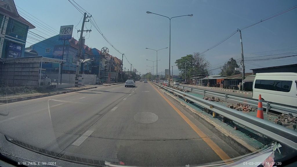 ภาพถนนตรงที่ ม่วน เบียร์ ( Muan Beer) ตั้งอยู่ ถ่ายโดย ThailandCambodia พ.ศ. 2569 (2026) · A street-level view of where ม่วน เบียร์ ( Muan Beer) stands, by ThailandCambodia in 2569 (2026)