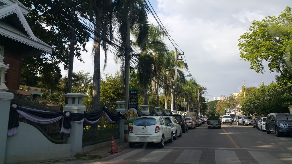 ภาพถนนตรงที่ Data Horizon Co.,Ltd. ตั้งอยู่ ถ่ายโดย jrcarlsen พ.ศ. 2559 (2016) · A street-level view of where Data Horizon Co.,Ltd. stands, by jrcarlsen in 2559 (2016)