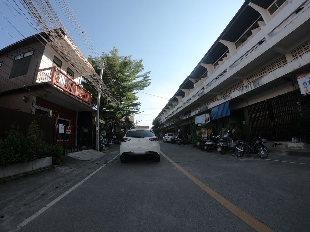 ภาพถนนตรงที่ HA GO PING ตั้งอยู่ ถ่ายโดย chanuwath_grab พ.ศ. 2562 (2019) · A street-level view of where HA GO PING stands, by chanuwath_grab in 2562 (2019)