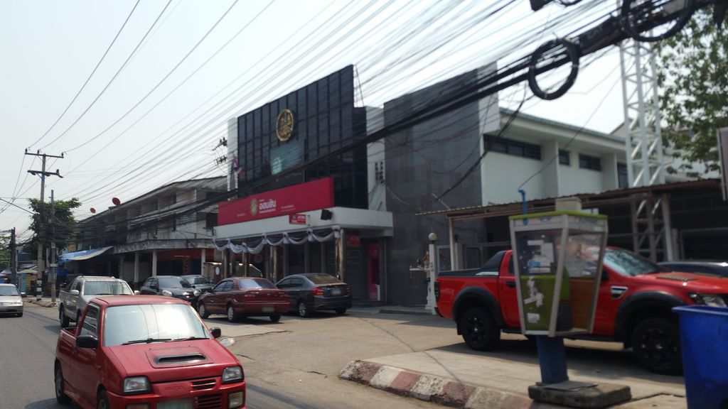 ภาพถนนตรงที่ สุทิศ นวดแผนไทย นวดเพื่อสุขภาพ ตั้งอยู่ ถ่ายโดย jrcarlsen พ.ศ. 2560 (2017) · A street-level view of where สุทิศ นวดแผนไทย นวดเพื่อสุขภาพ · Suthit Nuatphaenthai Nuat Phueasukphap stands, by jrcarlsen in 2560 (2017)