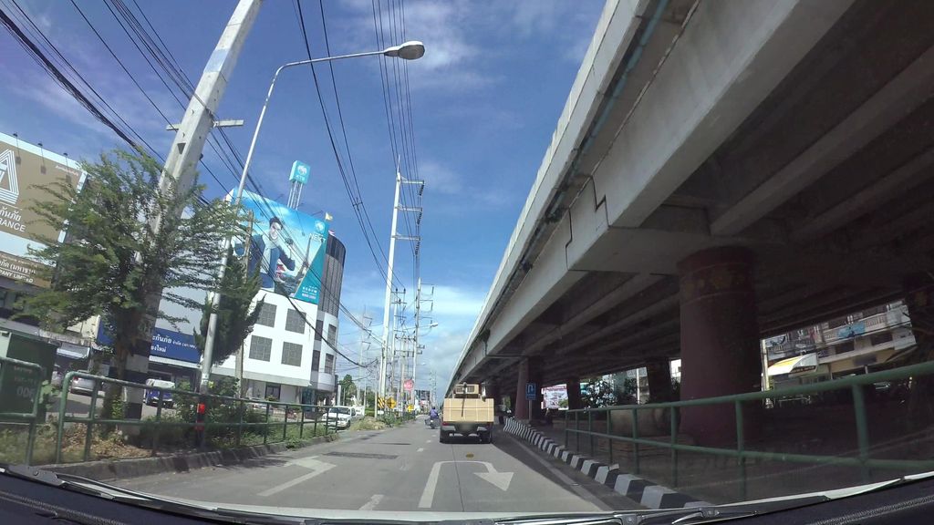 ภาพถนนตรงที่ โรตีป้าเด-Rotipadae ตั้งอยู่ ถ่ายโดย kaart_3 พ.ศ. 2562 (2019) · A street-level view of where โรตีป้าเด-Rotipadae stands, by kaart_3 in 2562 (2019)