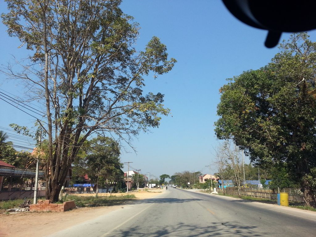 ภาพถนนตรงที่ วิศิษฐ์ อะไหล่ยนต์ ตั้งอยู่ ถ่ายโดย mishari พ.ศ. 2558 (2015) · A street-level view of where วิศิษฐ์ อะไหล่ยนต์ · Wisit Alaina stands, by mishari in 2558 (2015)