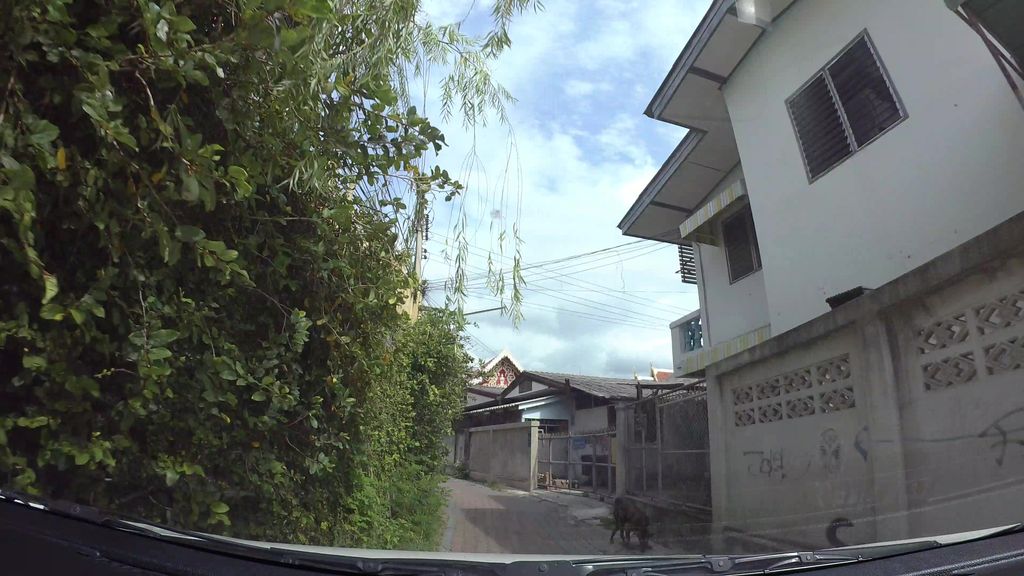 ภาพถนนตรงที่ Monkey Cafe ตั้งอยู่ ถ่ายโดย kaart_3 พ.ศ. 2562 (2019) · A street-level view of where Monkey Cafe stands, by kaart_3 in 2562 (2019)