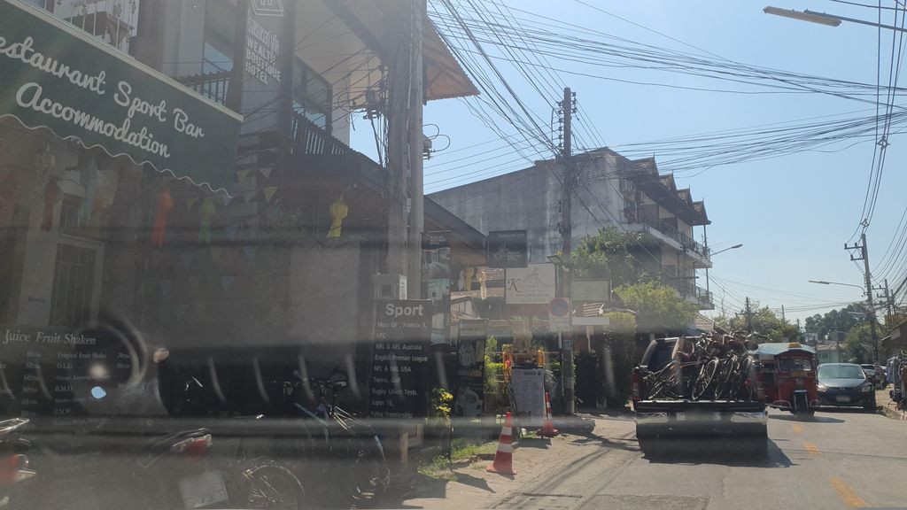 ภาพถนนตรงที่ CM INK Tattoo Chiang Mai ตั้งอยู่ ถ่ายโดย jrcarlsen พ.ศ. 2566 (2023) · A street-level view of where CM INK Tattoo Chiang Mai stands, by jrcarlsen in 2566 (2023)