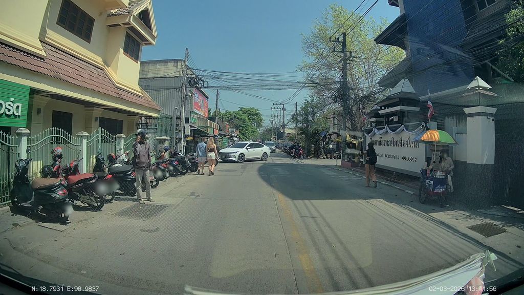 ภาพถนนตรงที่ จุดแซวสาว2 ตั้งอยู่ ถ่ายโดย ThailandCambodia พ.ศ. 2569 (2026) · A street-level view of where จุดแซวสาว2 · Chutsaeosao2 stands, by ThailandCambodia in 2569 (2026)