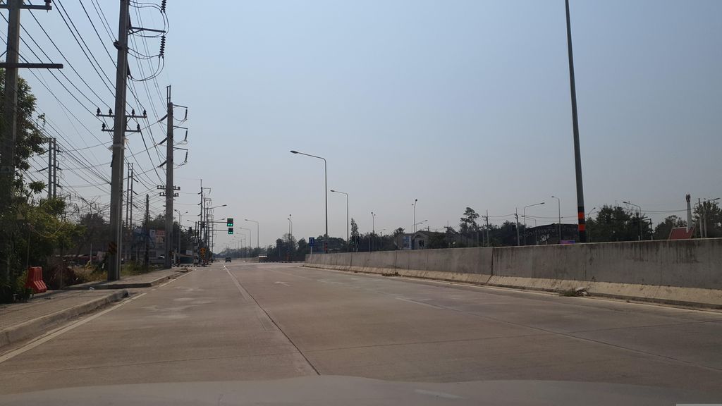 ภาพถนนตรงที่ SMART CCTV By PSC ตั้งอยู่ ถ่ายโดย jrcarlsen พ.ศ. 2566 (2023) · A street-level view of where SMART CCTV By PSC stands, by jrcarlsen in 2566 (2023)