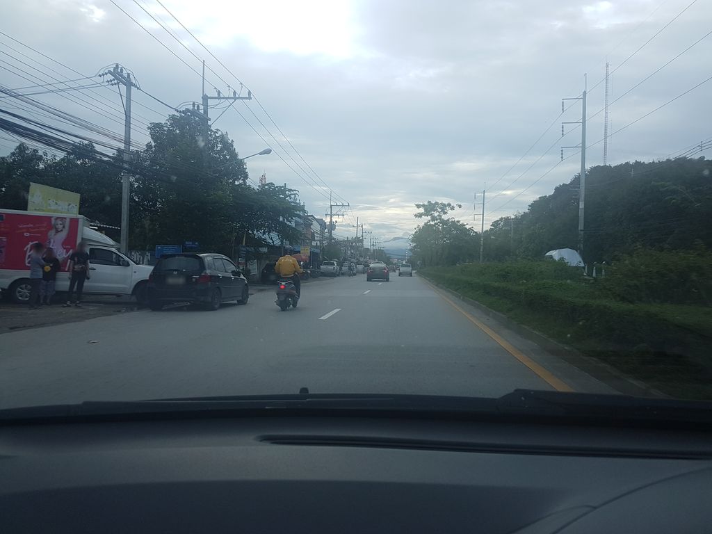 ภาพถนนตรงที่ มดตะนอยคลินิค ตั้งอยู่ ถ่ายโดย ekkarin พ.ศ. 2561 (2018) · A street-level view of where มดตะนอยคลินิค · Mottanoi Clinic stands, by ekkarin in 2561 (2018)