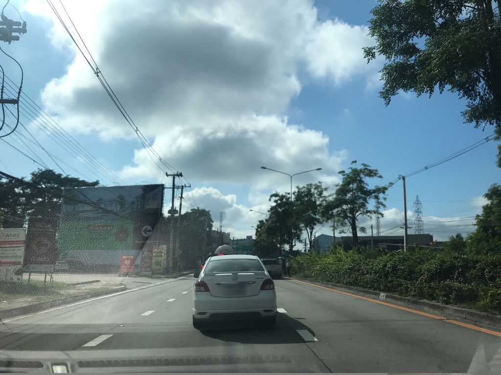 ภาพถนนตรงที่ เค เค เซ็นทรัล ปาร์ค ตั้งอยู่ ถ่ายโดย prasert พ.ศ. 2561 (2018) · A street-level view of where เค เค เซ็นทรัล ปาร์ค · Khe Khe Central Park stands, by prasert in 2561 (2018)