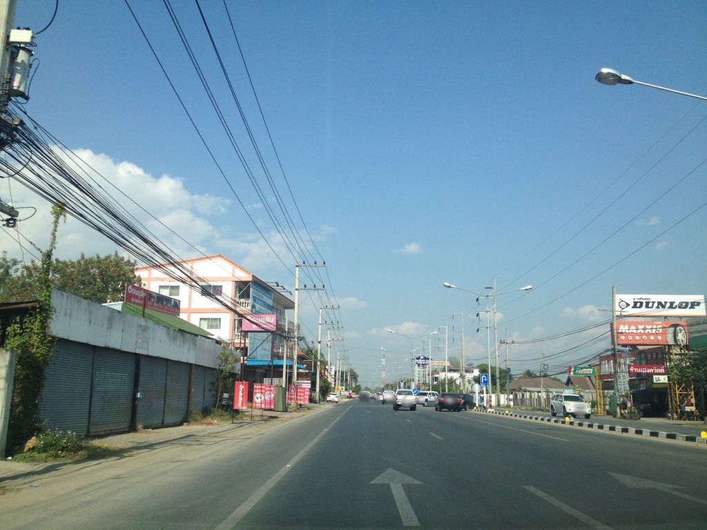 ภาพถนนตรงที่ Nk Carcare ตั้งอยู่ ถ่ายโดย jimwatana พ.ศ. 2558 (2015) · A street-level view of where Nk Carcare stands, by jimwatana in 2558 (2015)