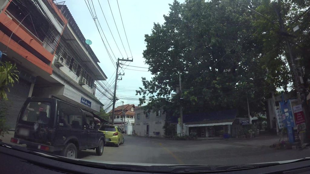 ภาพถนนตรงที่ Nakornping Tailor ตั้งอยู่ ถ่ายโดย kaart_3 พ.ศ. 2562 (2019) · A street-level view of where Nakornping Tailor stands, by kaart_3 in 2562 (2019)