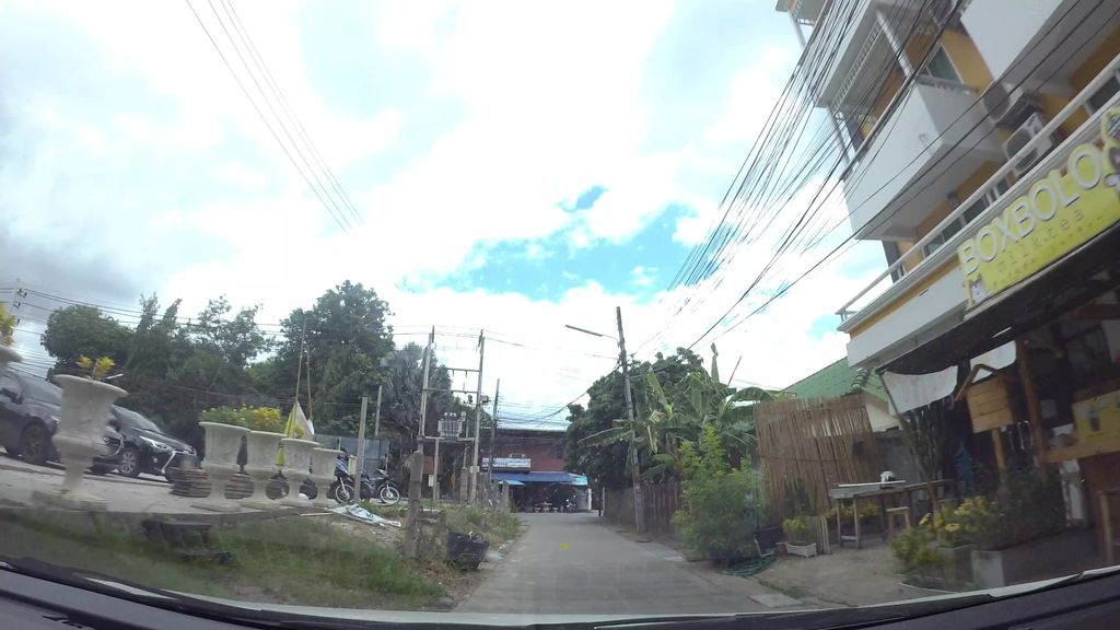 ภาพถนนตรงที่ Coffee by ATM ตั้งอยู่ ถ่ายโดย kaart_3 พ.ศ. 2562 (2019) · A street-level view of where Coffee by ATM stands, by kaart_3 in 2562 (2019)
