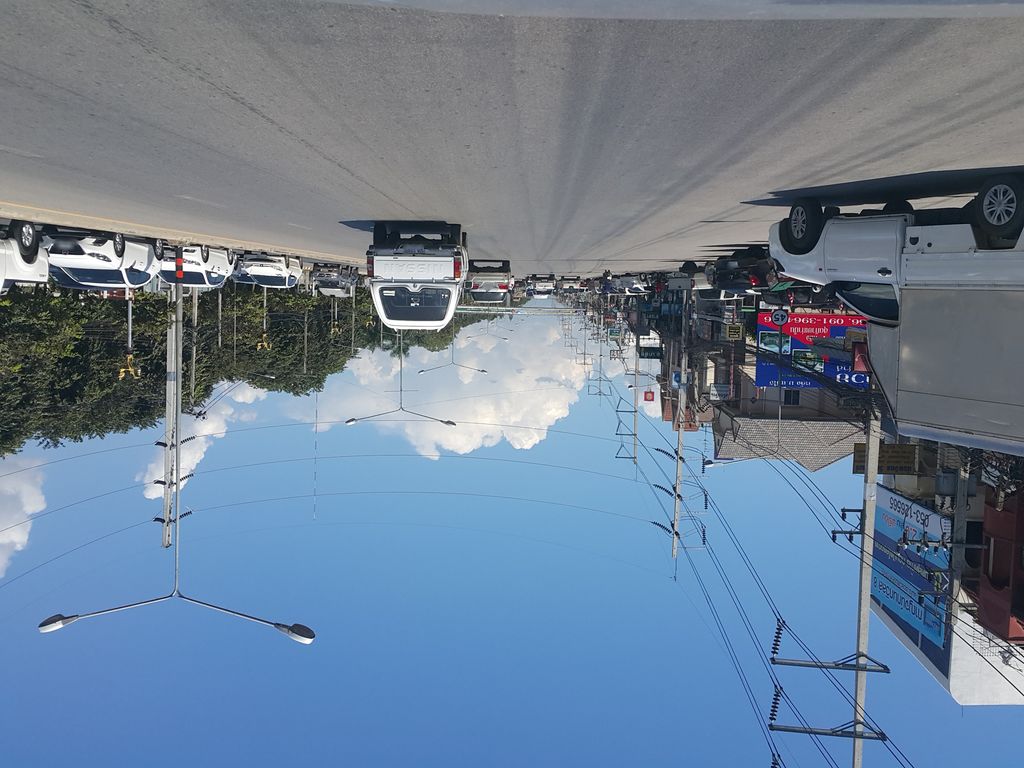ภาพถนนตรงที่ Intercut Maejo ตั้งอยู่ ถ่ายโดย jrcarlsen พ.ศ. 2558 (2015) · A street-level view of where Intercut Maejo stands, by jrcarlsen in 2558 (2015)