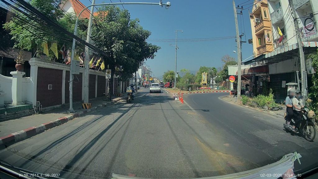 ภาพถนนตรงที่ Ya Company ตั้งอยู่ ถ่ายโดย ThailandCambodia พ.ศ. 2569 (2026) · A street-level view of where Ya Company stands, by ThailandCambodia in 2569 (2026)